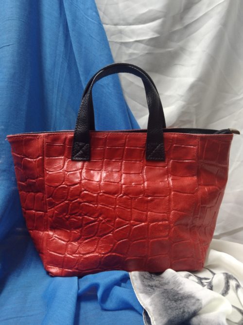 IMG_20250509_184045 BOLSO ROJO COCODRILO