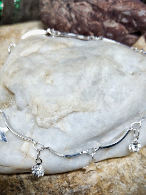 IMG_20250604_001218 PULSERA CON ESTRELLAS